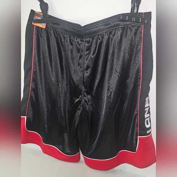 AND1 Black/Red Active Core Shorts Mens 3XL - Picture 1 of 7